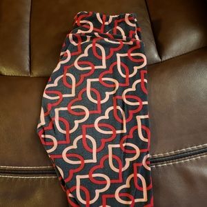😍Lularoe Heart Leggings